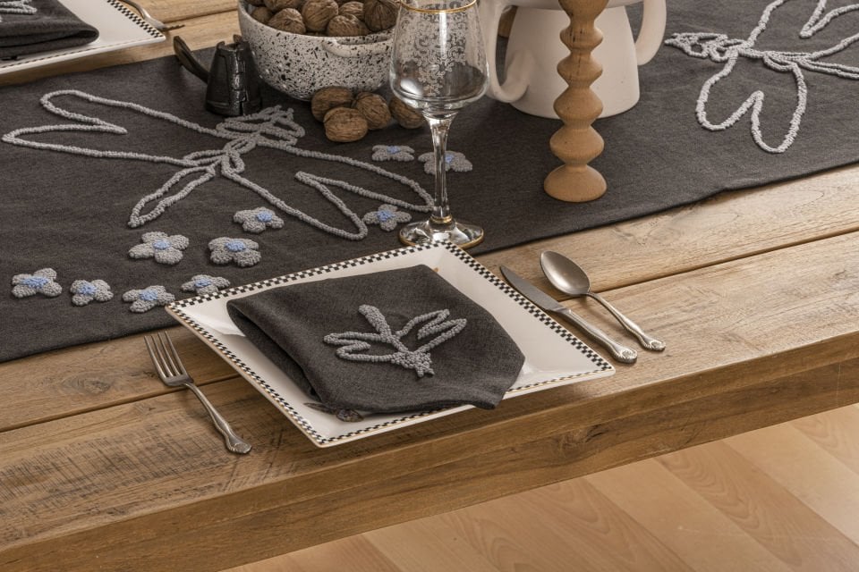 BRAVE Amerikan Servis&Peçete (4 Adet)