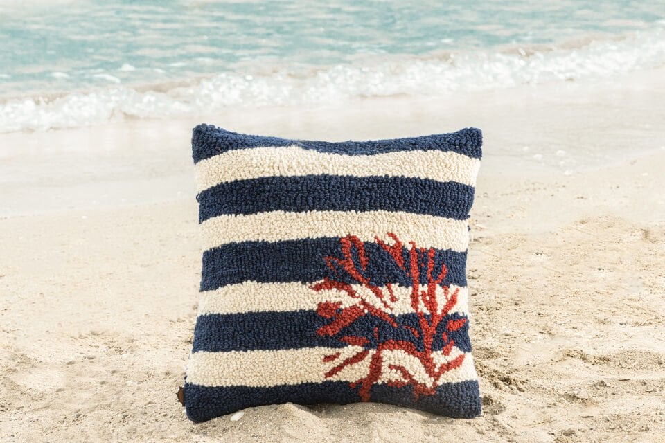 Sole Marino Coral Of The Sun Yün Yastık